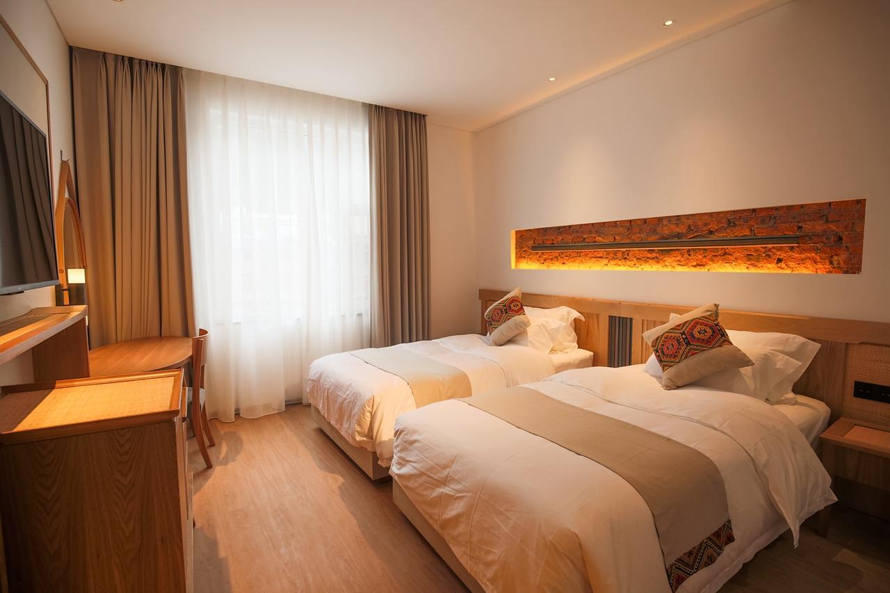 Suoxishanju Light Luxury Resort Hotel Zhangjiajie Exteriör bild