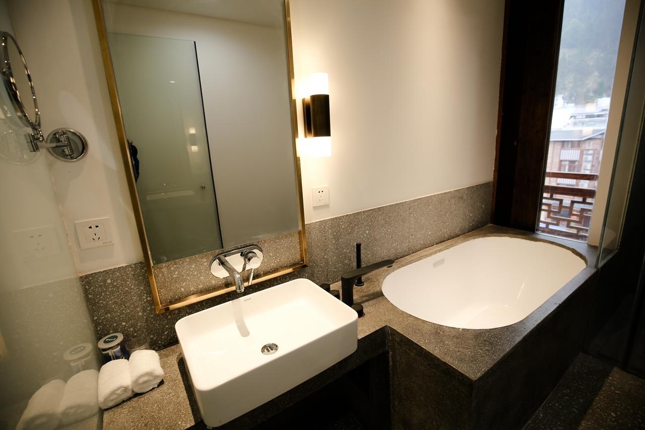 Suoxishanju Light Luxury Resort Hotel Zhangjiajie Exteriör bild